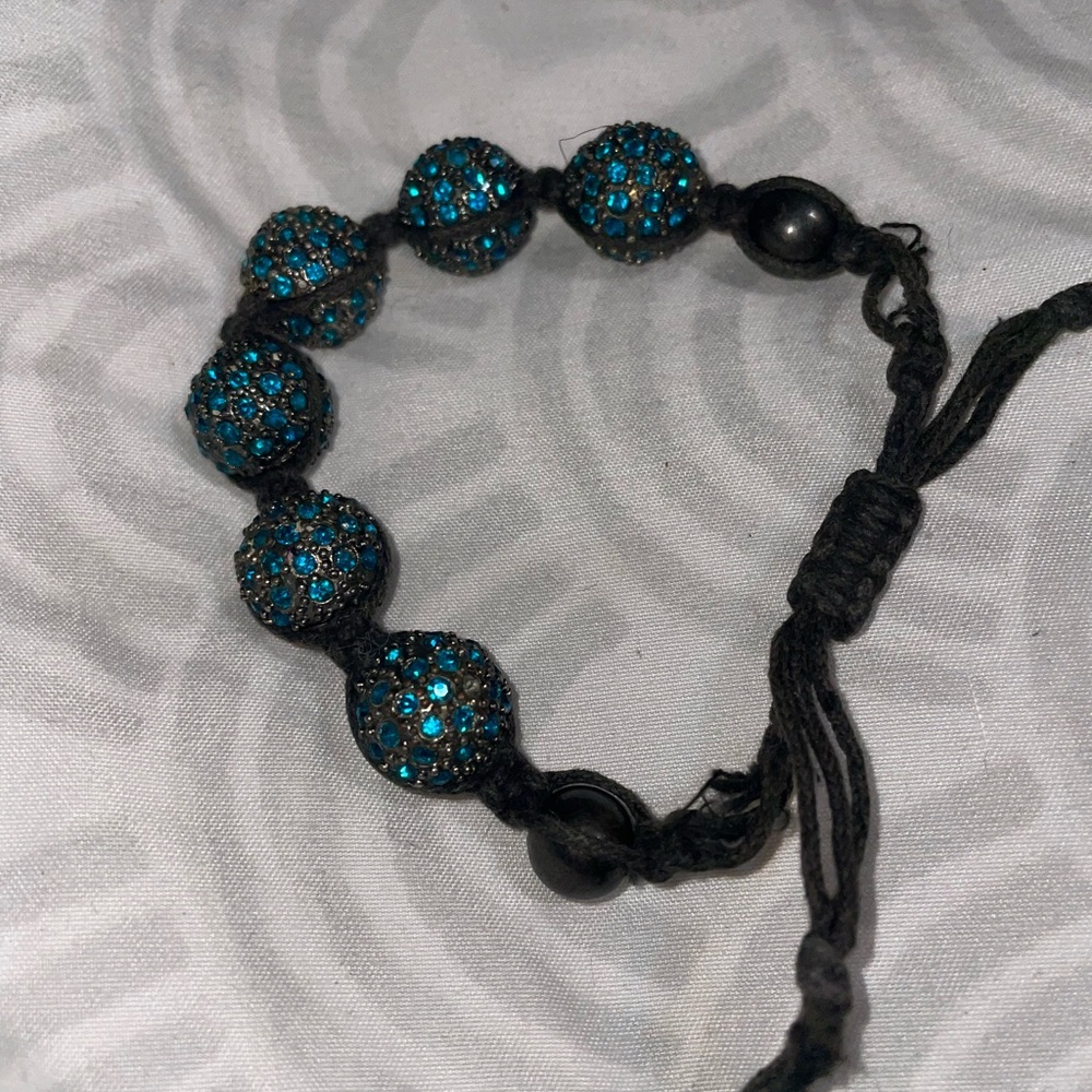 Turquoise gemstone and gunmetal beaded bracelet
